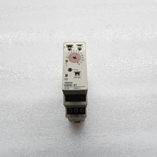 OMRON H3DE-S1 MULTIFUNCTION TIMER RELAY 24-230VAC/DC