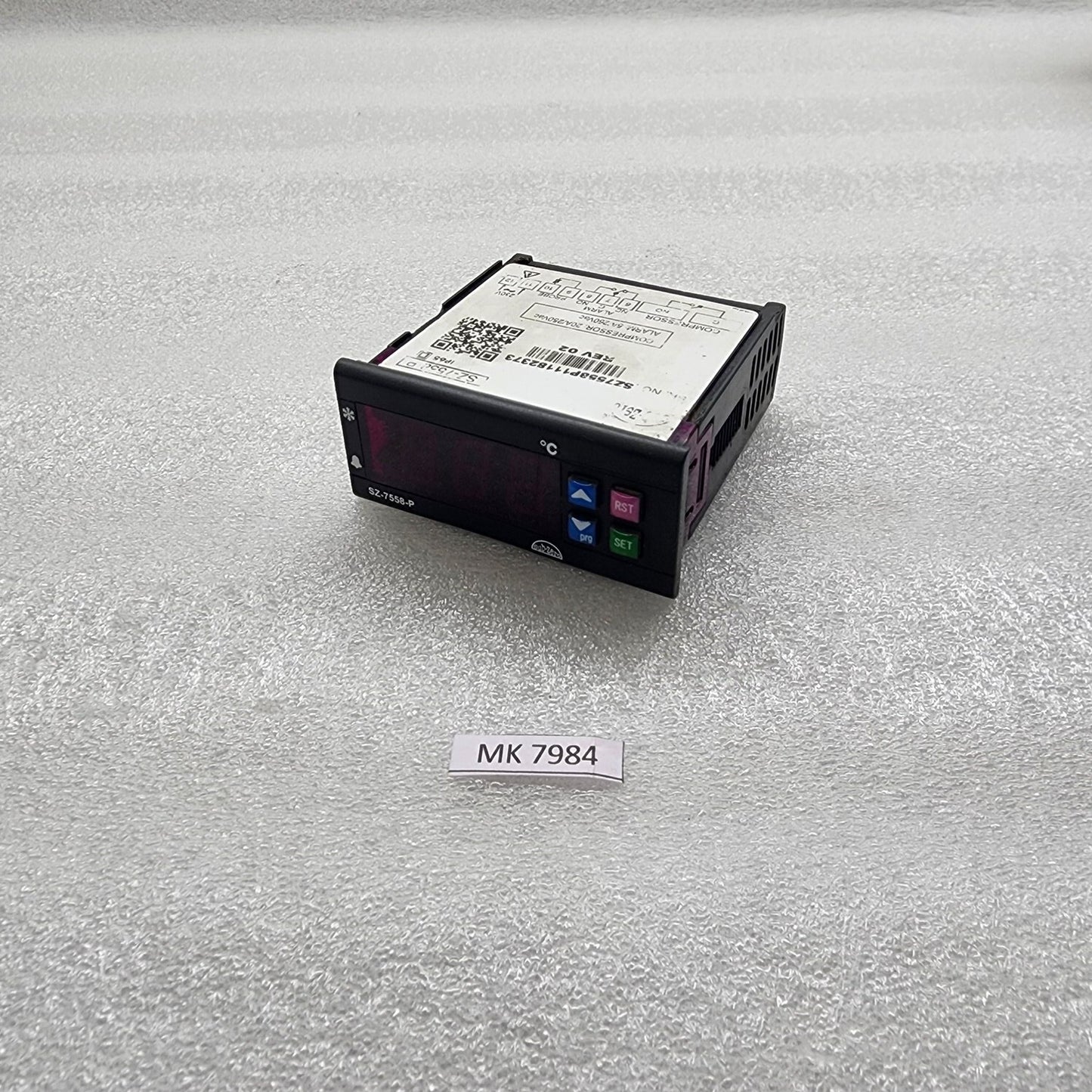 SUB-ZERO SZ-7558-P TEMPERATURE CONTROLLER 230V