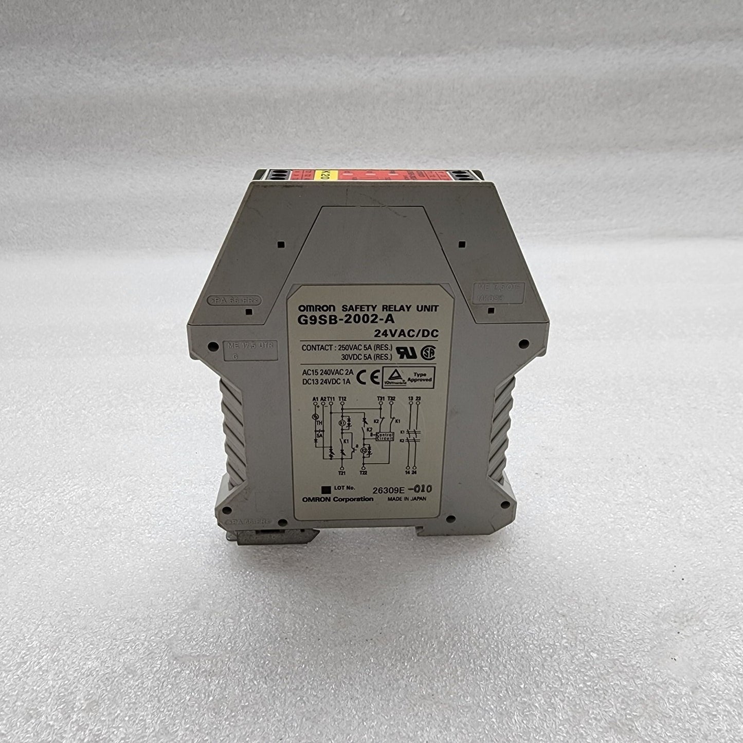 OMRON G9SB-2002-A SAFETY RELAY UNIT 24VAC/DC