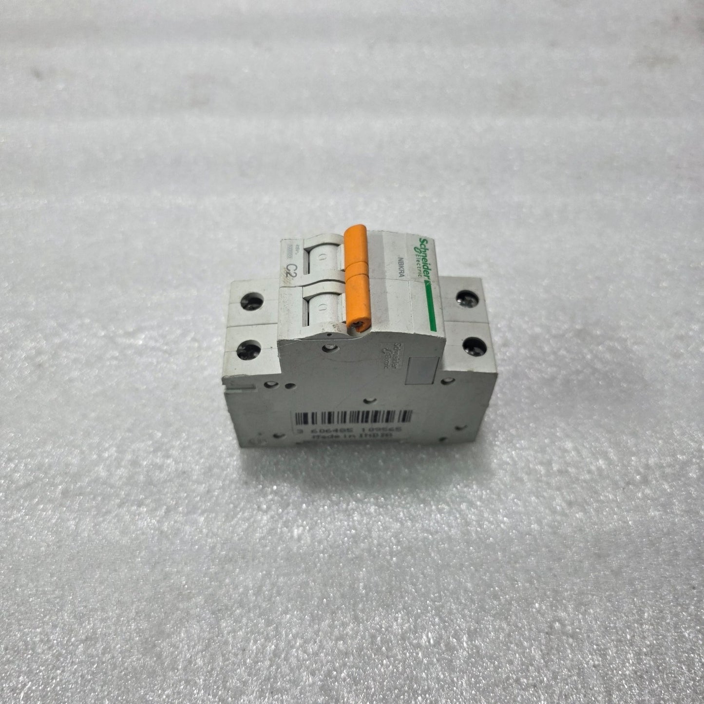 S ELECTRIC NBKRA C2 2 POLE MINIATURE CIRCUIT BREAKER 2A 415V MCB