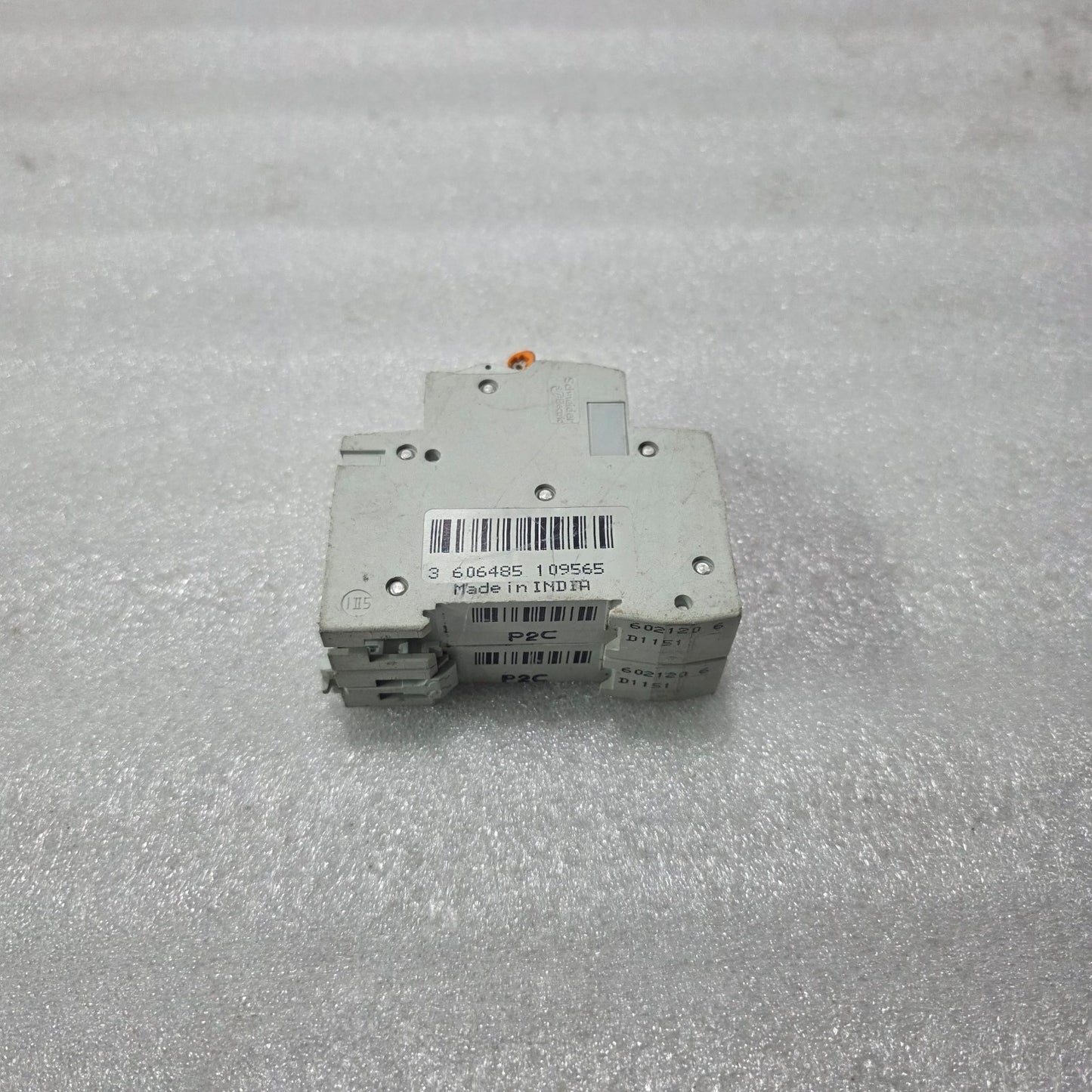 S ELECTRIC NBKRA C2 2 POLE MINIATURE CIRCUIT BREAKER 2A 415V MCB