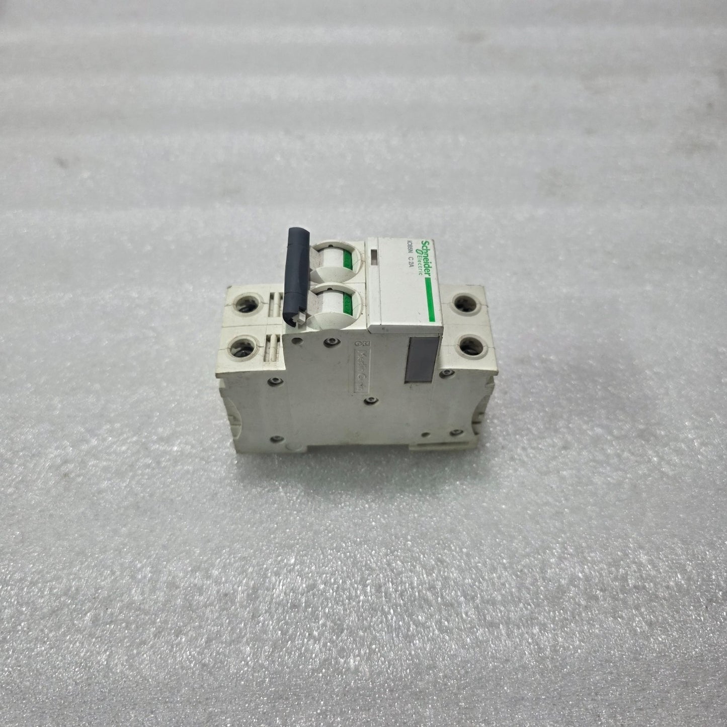 S ELECTRIC IC65N C2A 2 POLE MINIATURE CIRCUIT BREAKER 2A MCB 415VAC