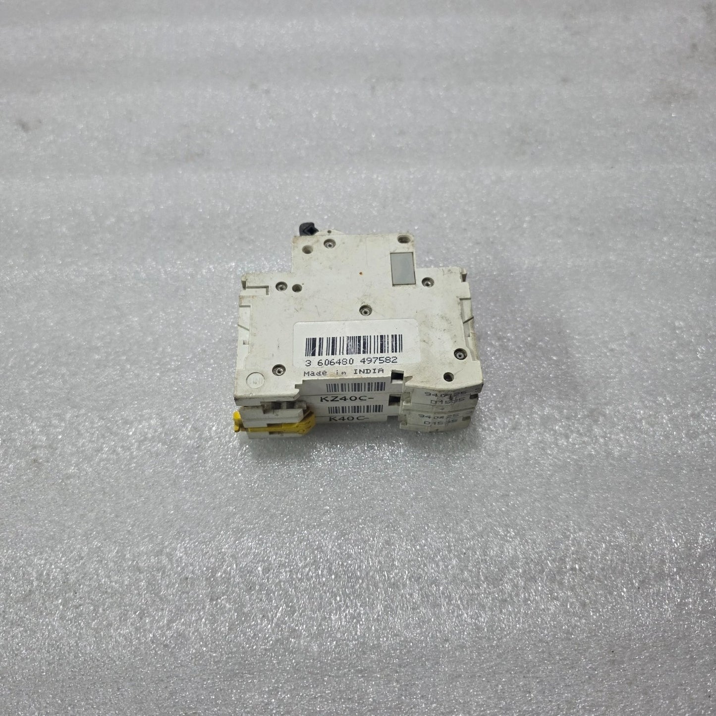 S ELECTRIC XC60 C40A 2 POLE MINIATURE CIRCUIT BREAKER MCB 40A 415V