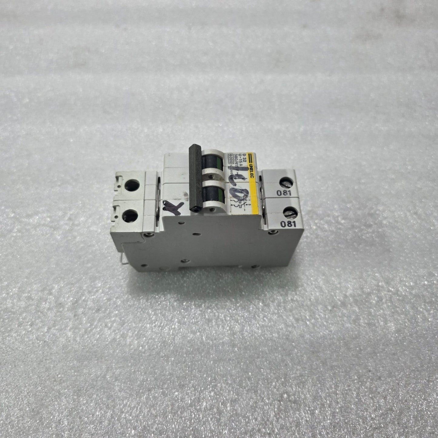 UNEL EC D32 U-15A 15A 2 POLE MCB CIRCUIT BREAKER 380/415V 6KA