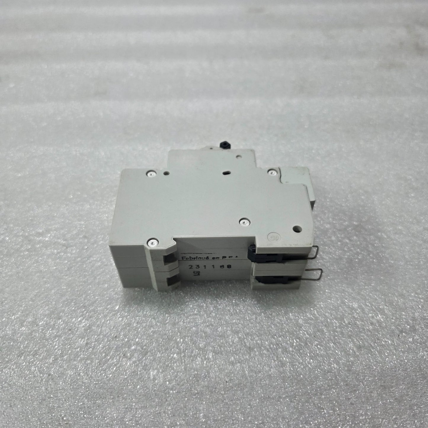 UNEL EC D32 U-15A 15A 2 POLE MCB CIRCUIT BREAKER 380/415V 6KA