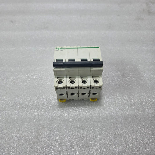 S ELECTRIC XC60 C6A 4 POLE MINIATURE CIRCUIT BREAKER 6A 415V MCB