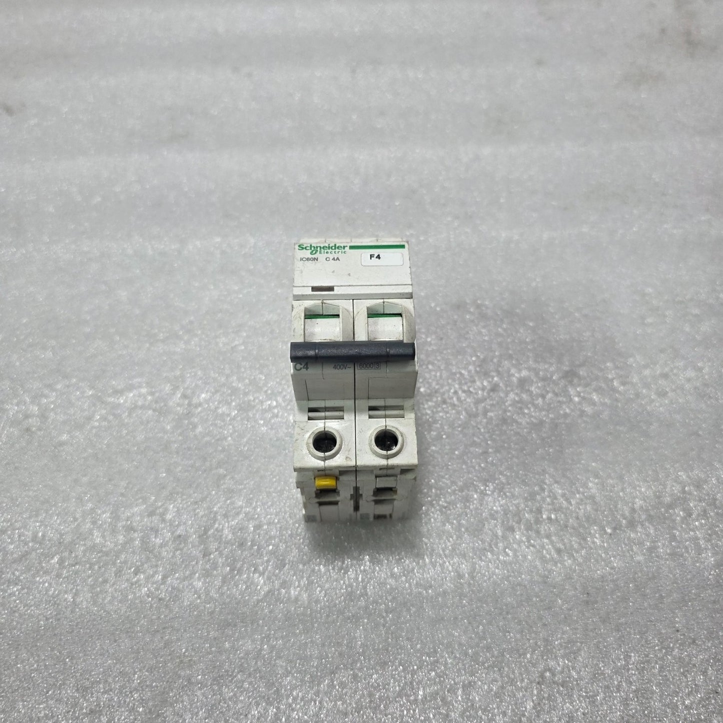 S ELECTRIC ACTI9 IC60N C4A 2 POLE MINIATURE CIRCUIT BREAKER 4A 415VAC