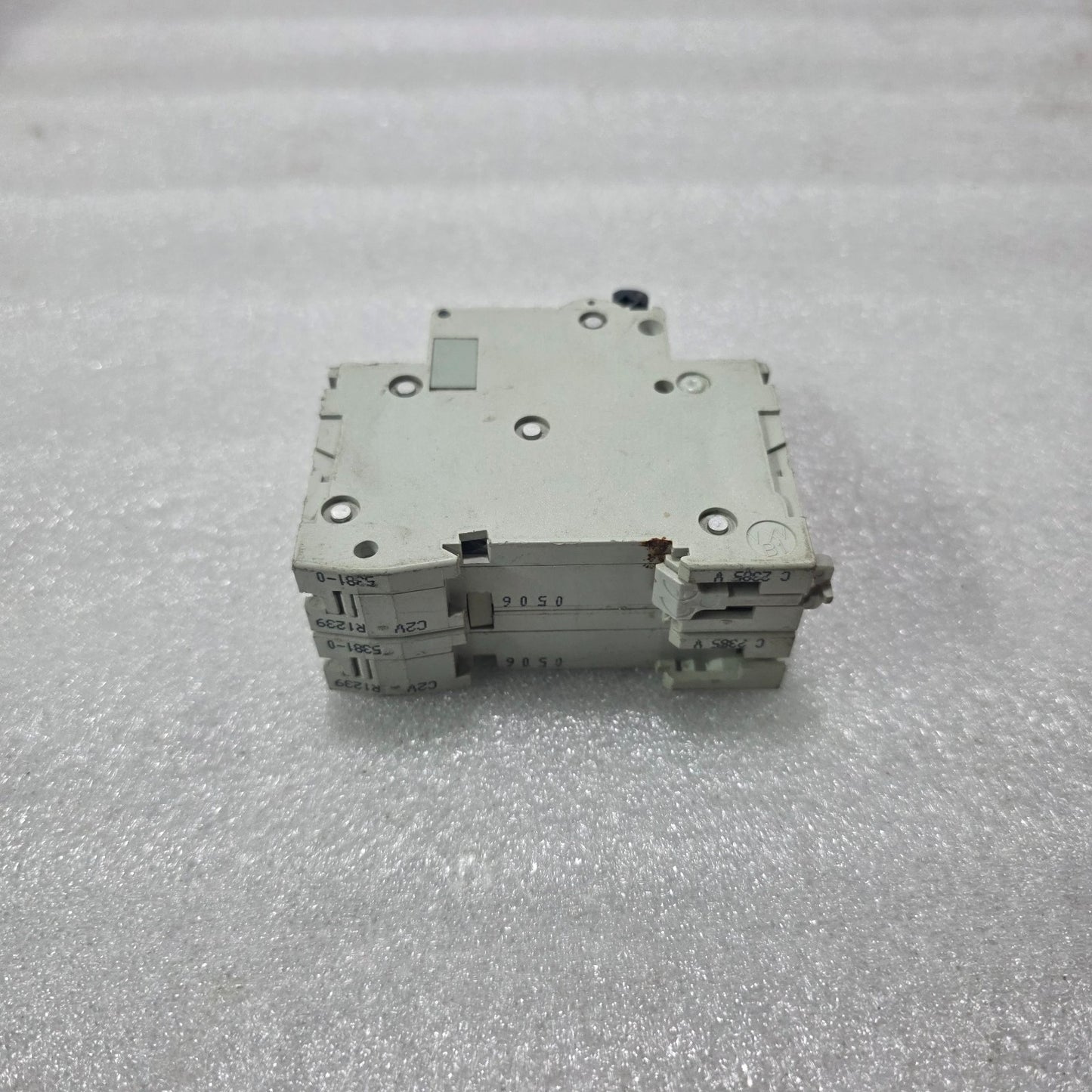 S ELECTRIC C60HC C16 2 POLE MCB 16A 415V 10KA INDUSTRIAL CIRCUIT BREAKER