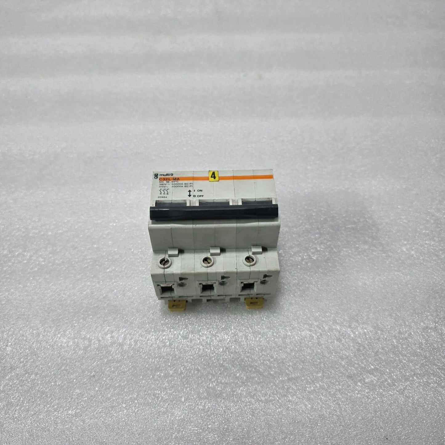 MERLIN GERIN MULTI 9 C32L-MA 32A 3 POLE MAGNETIC MOTOR PROTECTION CIRCUIT BREAKE