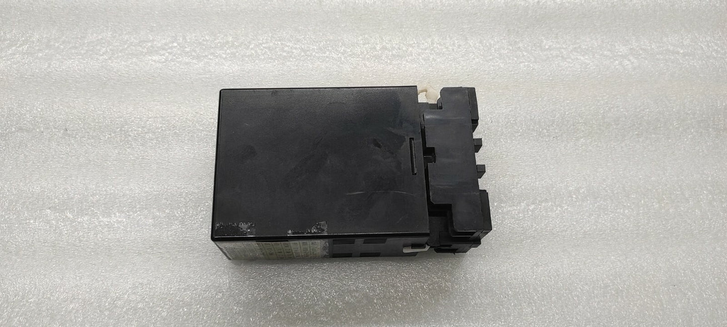 KYUNG KP200-52P-52-52 SIGNAL CONVERTER 110/220VAC
