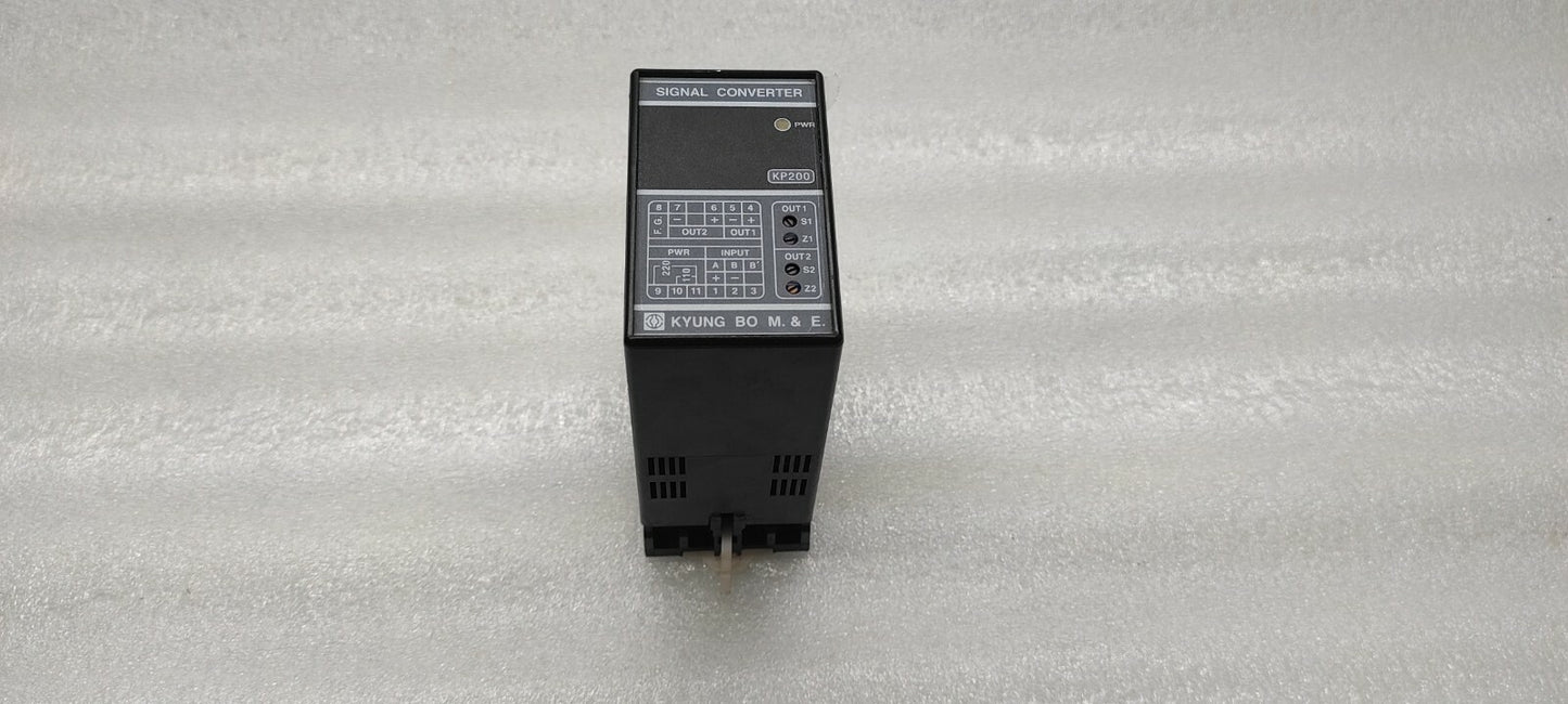 KYUNG KP200-52P-52-52 SIGNAL CONVERTER 110/220VAC