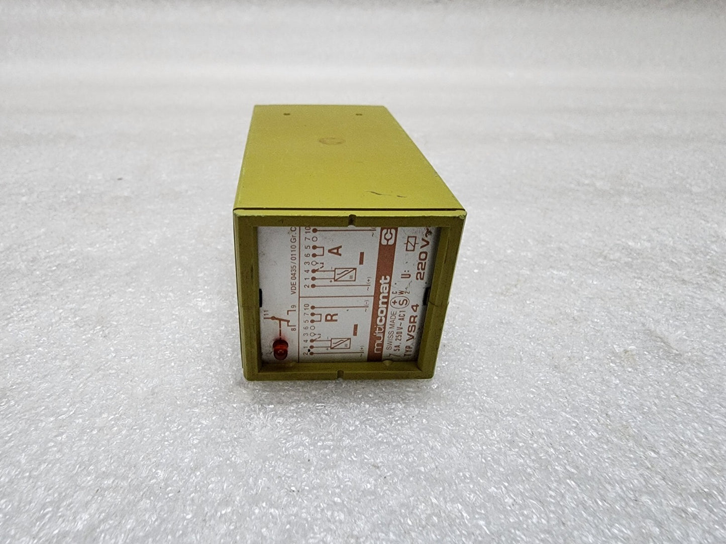 MULTICOMET VSR4 TIME DELAY RELAY 220VAC