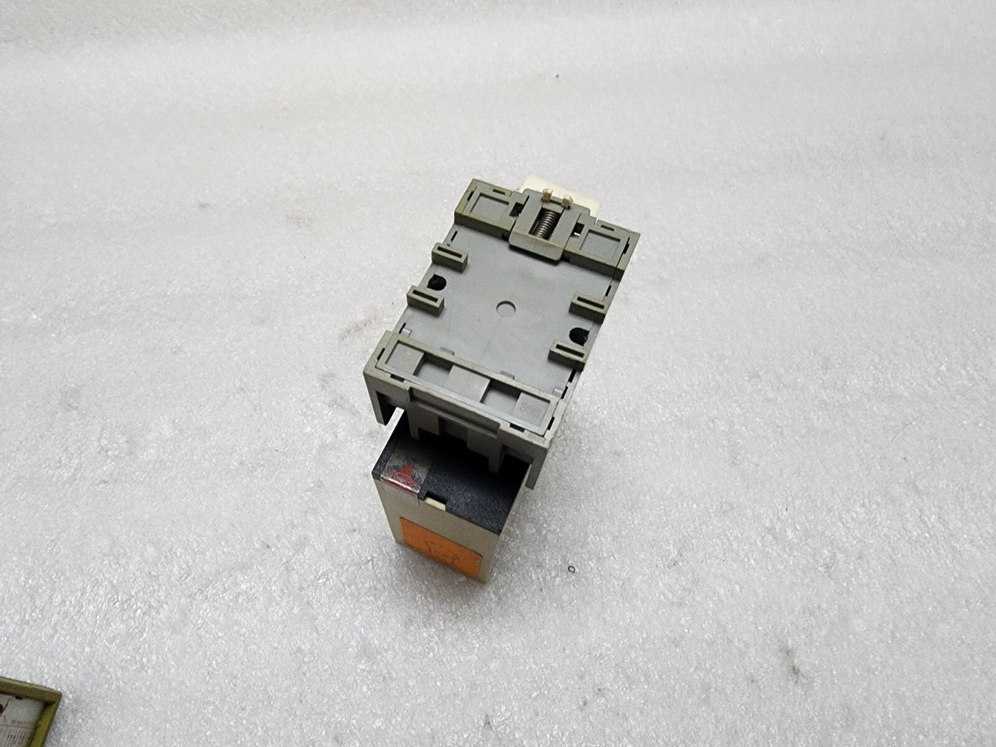ELECTROMATIC S-SYSTEM SA105724 DELAY ON OPERATE 24VDC