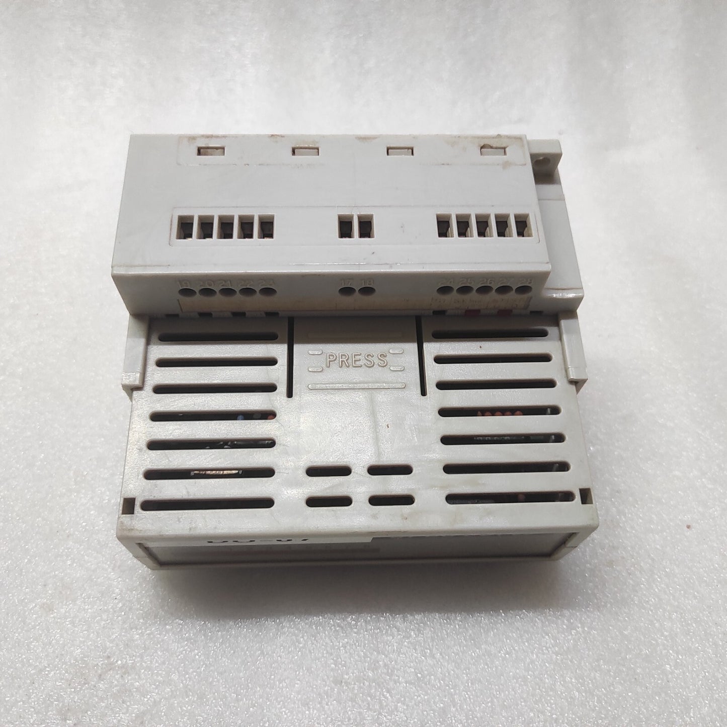 SIXNET ST-DO-DC1-08 8-DISCRETE OUTPUT MODULE ST-DO-DC1-08UB