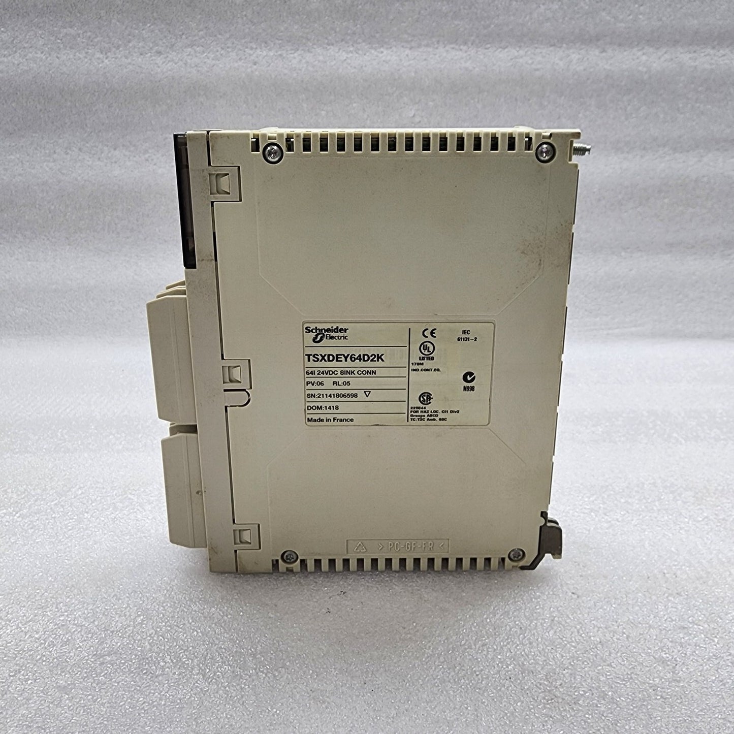 TSXDEY64D2K 64I 24VDC 8INK CONNE