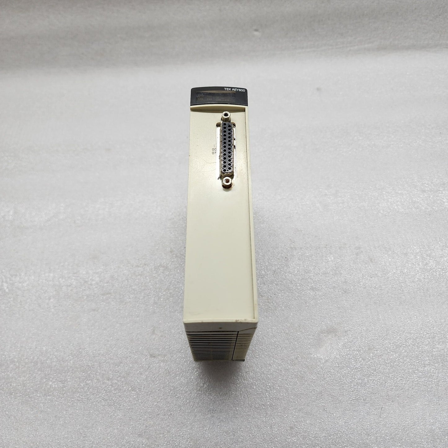 TSXAEY800 8 HIGH LEVEL ANALOG INPUT MODULE