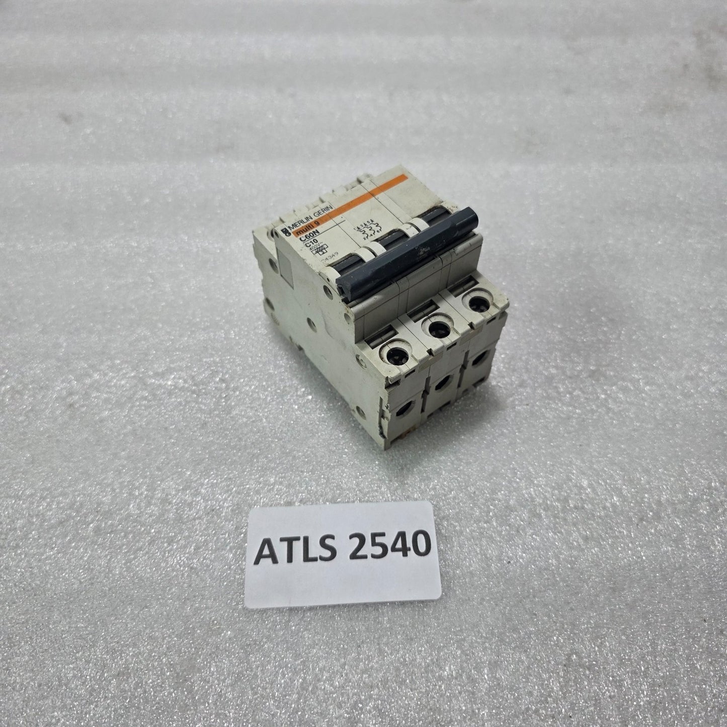 MERLIN GERIN MULTI9 C60N C10 10A 3 POLE MINIATURE CIRCUIT BREAKER 400V DIN RAIL