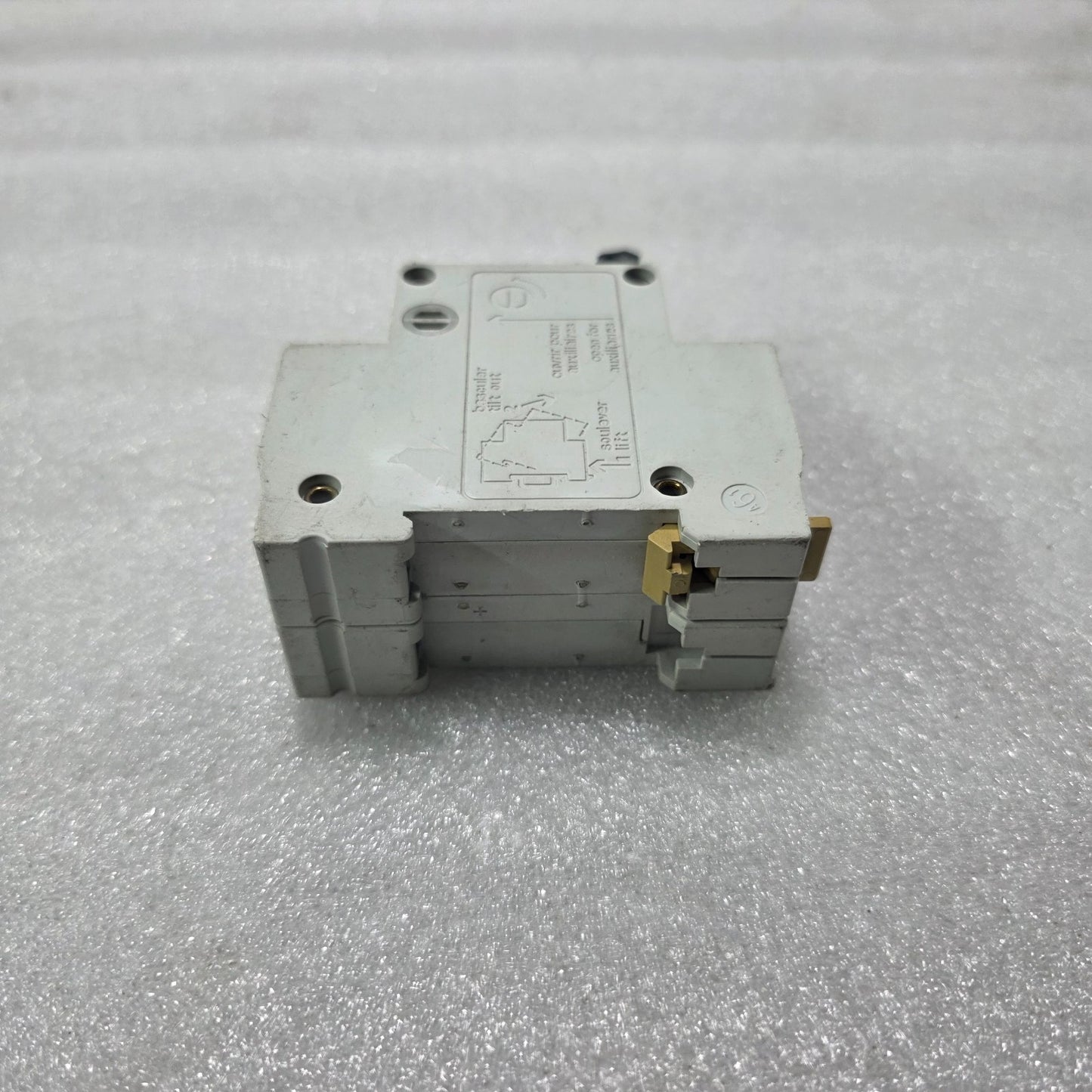 MERLIN GERIN MULTI9 C32N 1A TYPE D 2 POLE MCB CIRCUIT BREAKER 380/415V 6KA