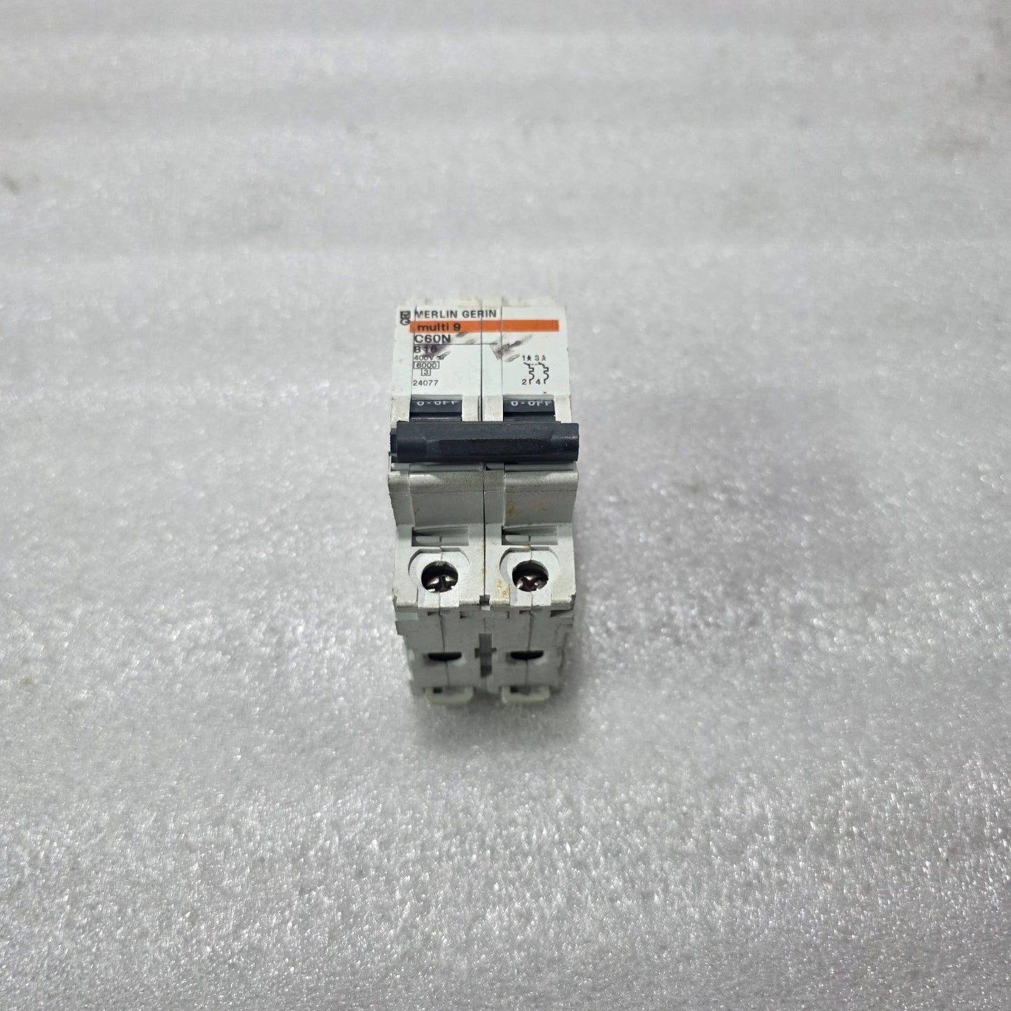 MERLIN GERIN MULTI 9 C60N B16 16A 2 POLE MCB CIRCUIT BREAKER 400V 6KA