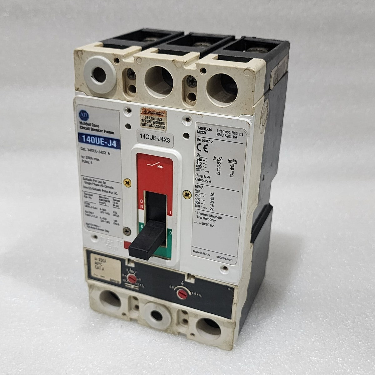ALLEN BRADLEY CAT 140UE-J4X3 CIRCUIT BREAKER 250A