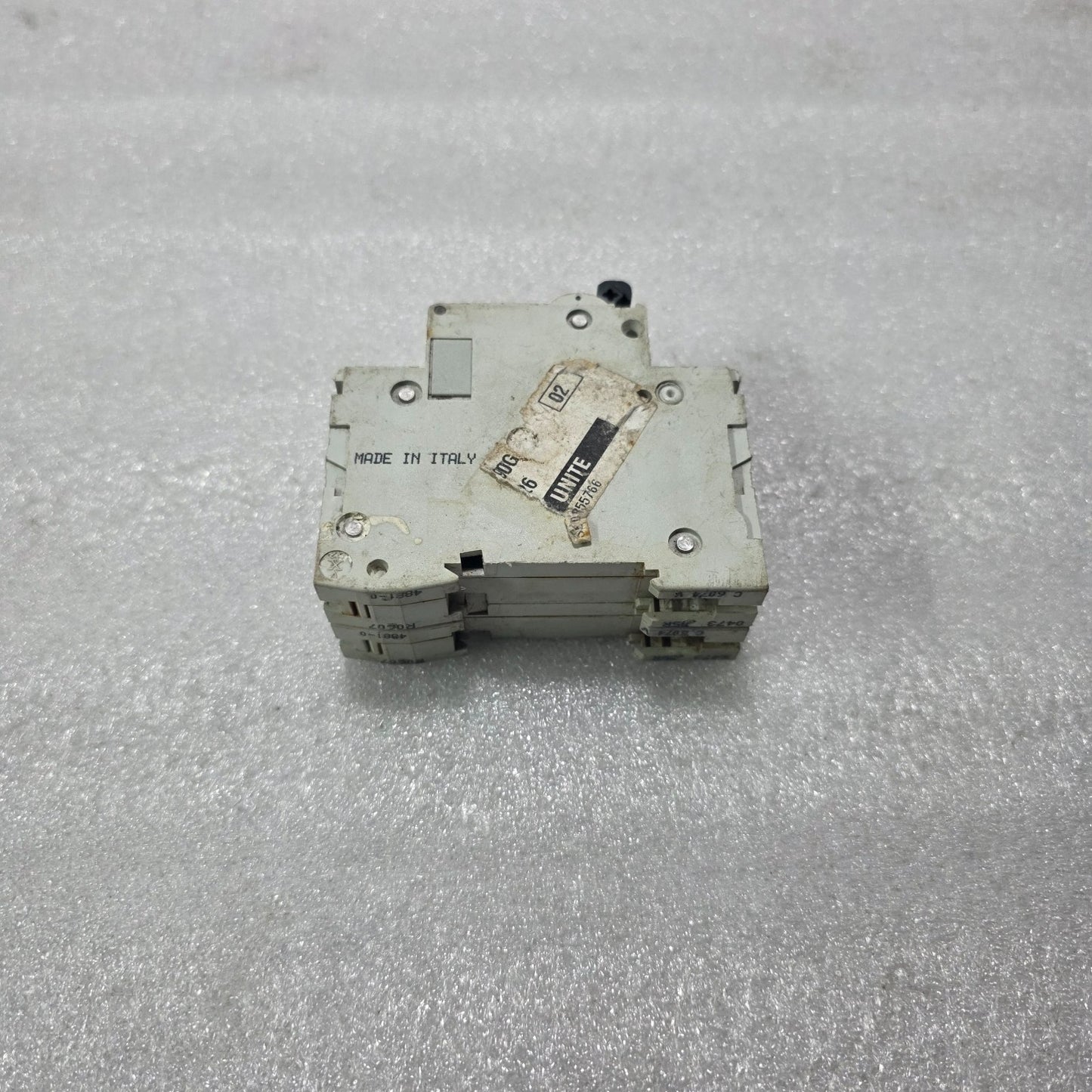 MERLIN GERIN MULTI 9 C60H B10 10A 2 POLE MCB CIRCUIT BREAKER 400V 10KA