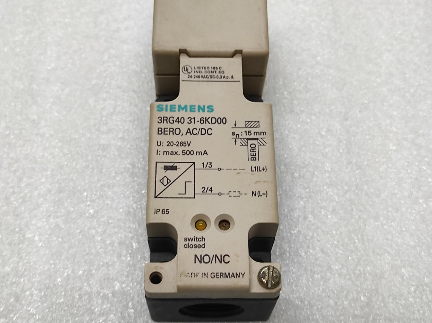 SIEMENS BERO 3RG4 INDUCTIVE SENSOR 3RG4031-6KD00