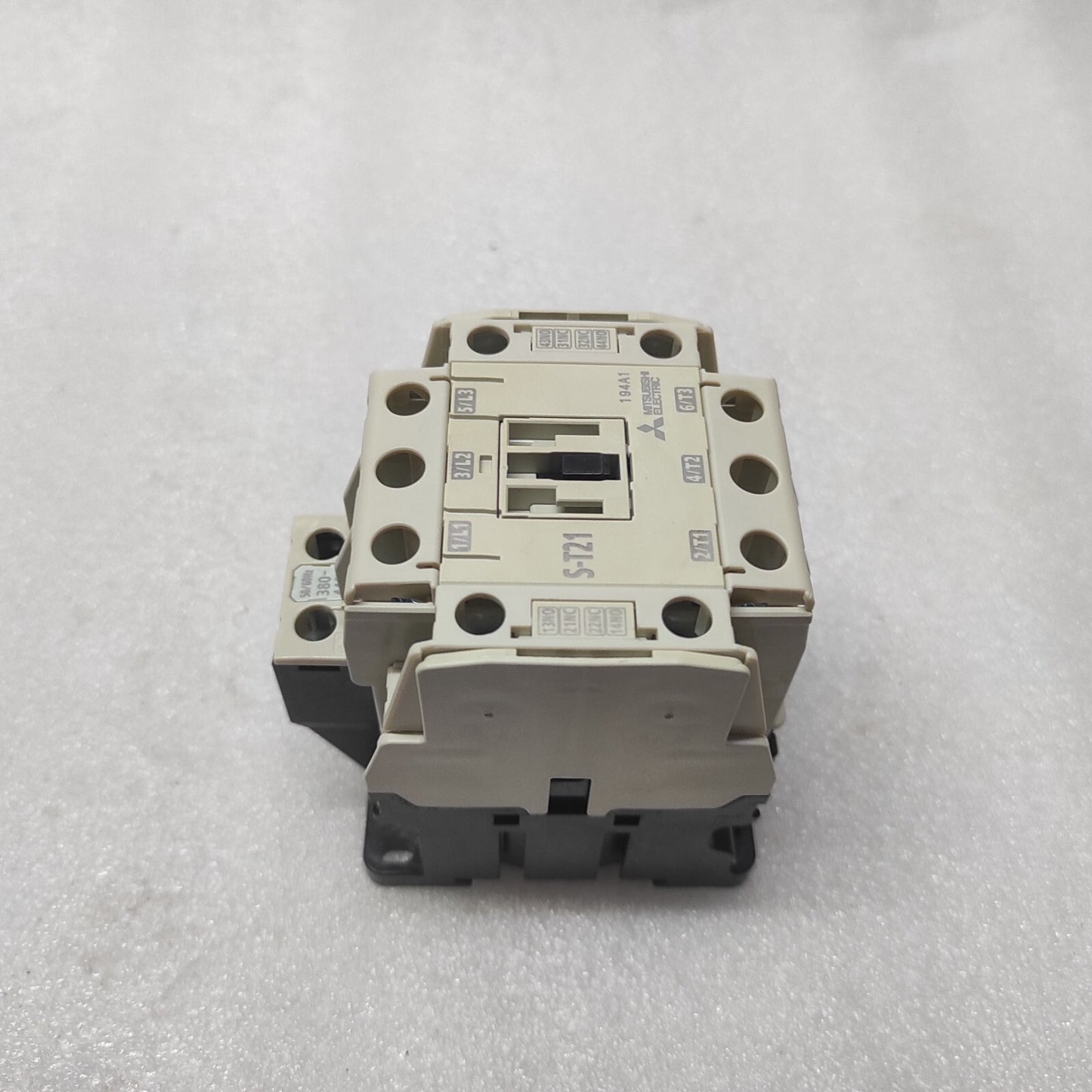 MITSUBISHI S-T21 MAGNETIC CONTACTOR COIL VOLTAGE 380-440V