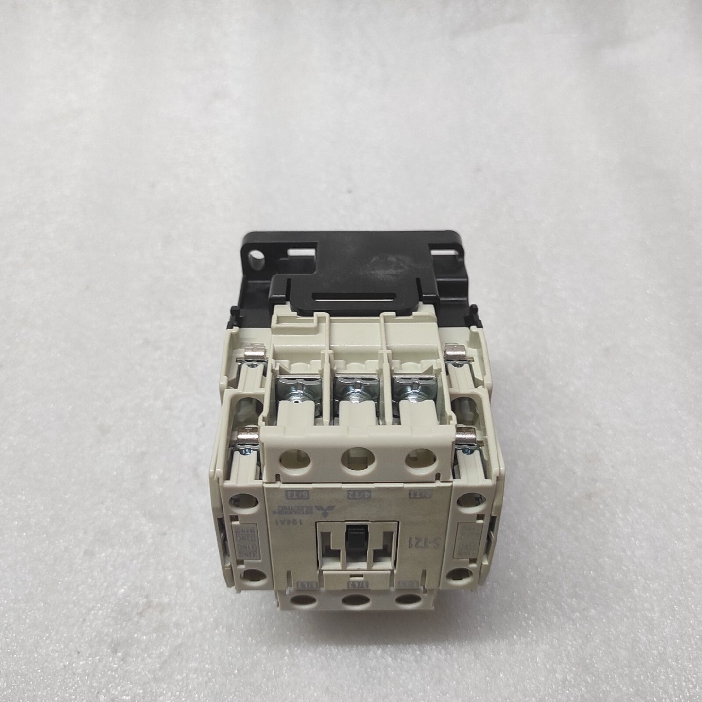 MITSUBISHI S-T21 MAGNETIC CONTACTOR COIL VOLTAGE 380-440V