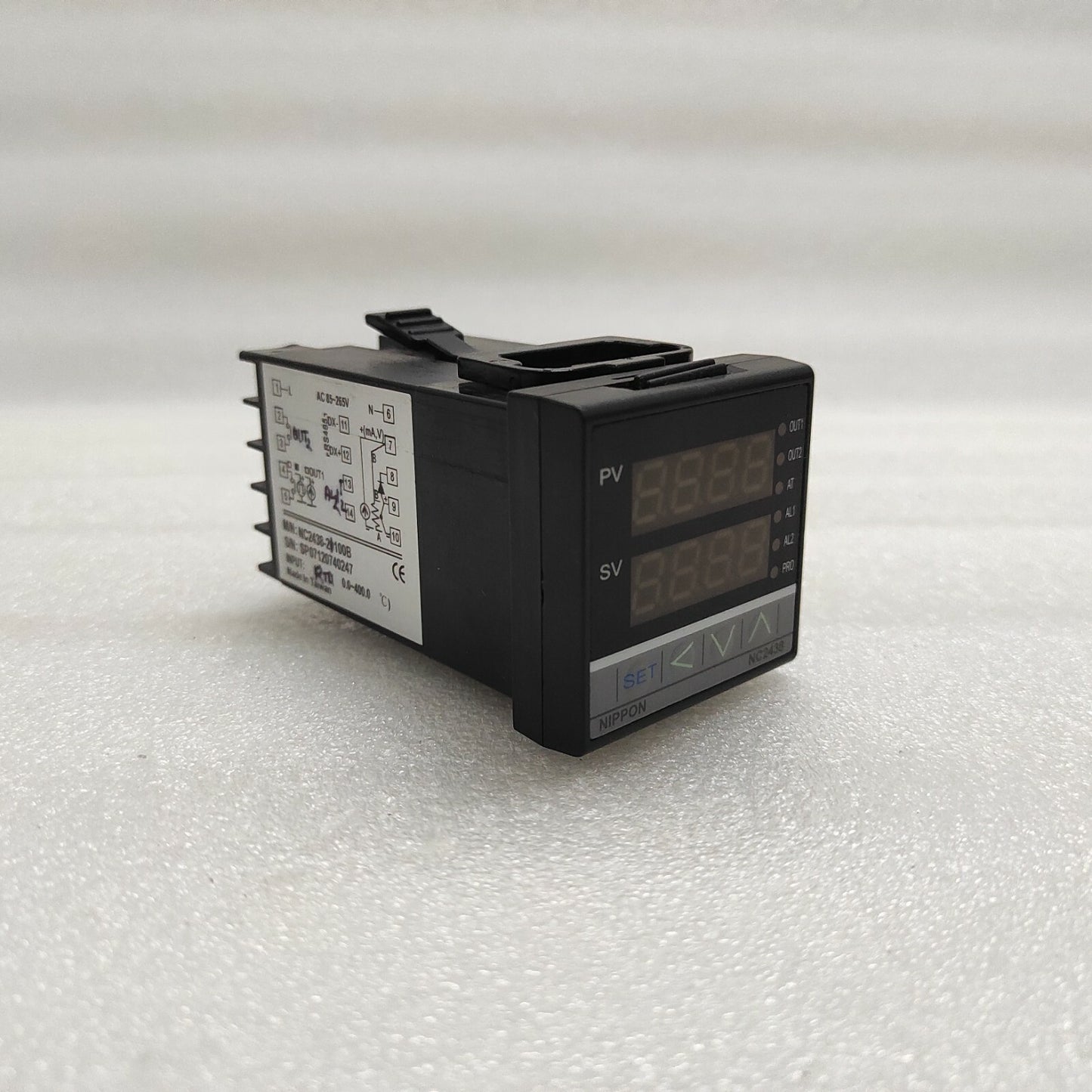 NIPPON NC2438 PID TEMPERATURE CONTROLLER 85-265V NC2438-21100B