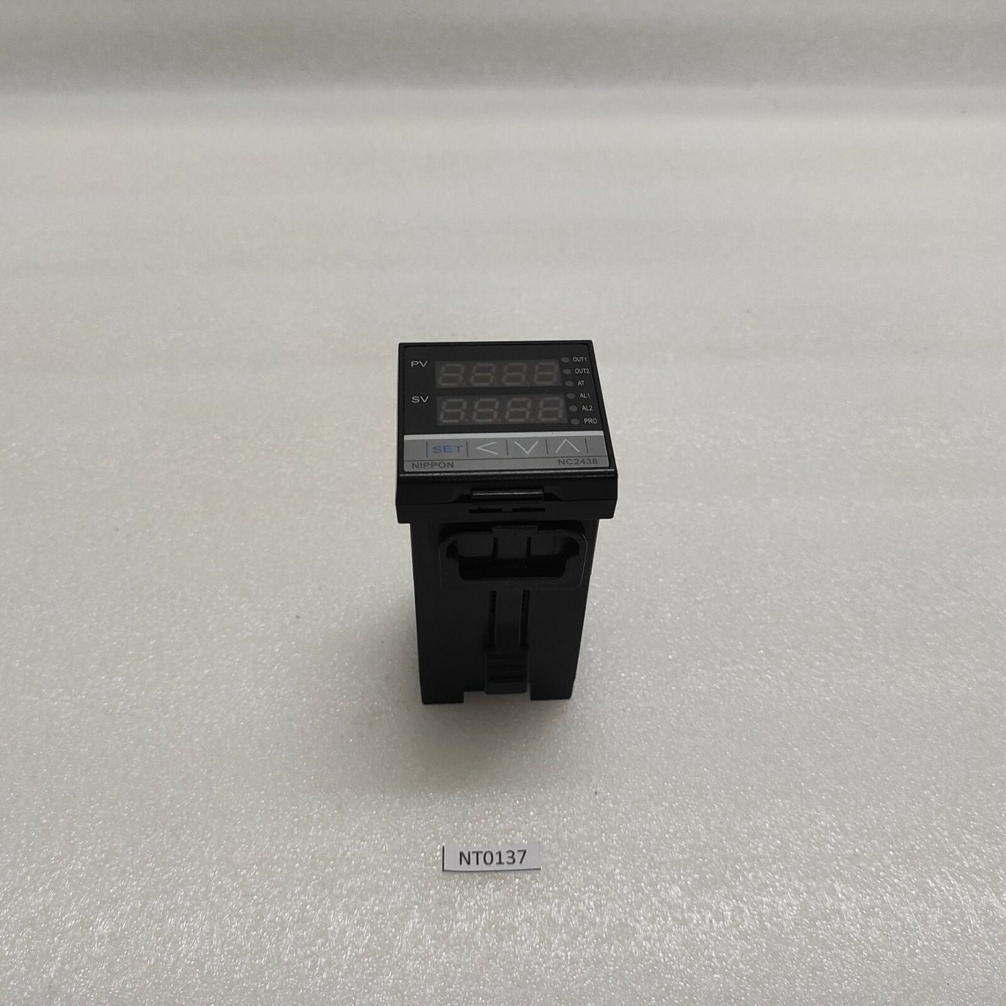 NIPPON NC2438 PID TEMPERATURE CONTROLLER 85-265V NC2438-21100B