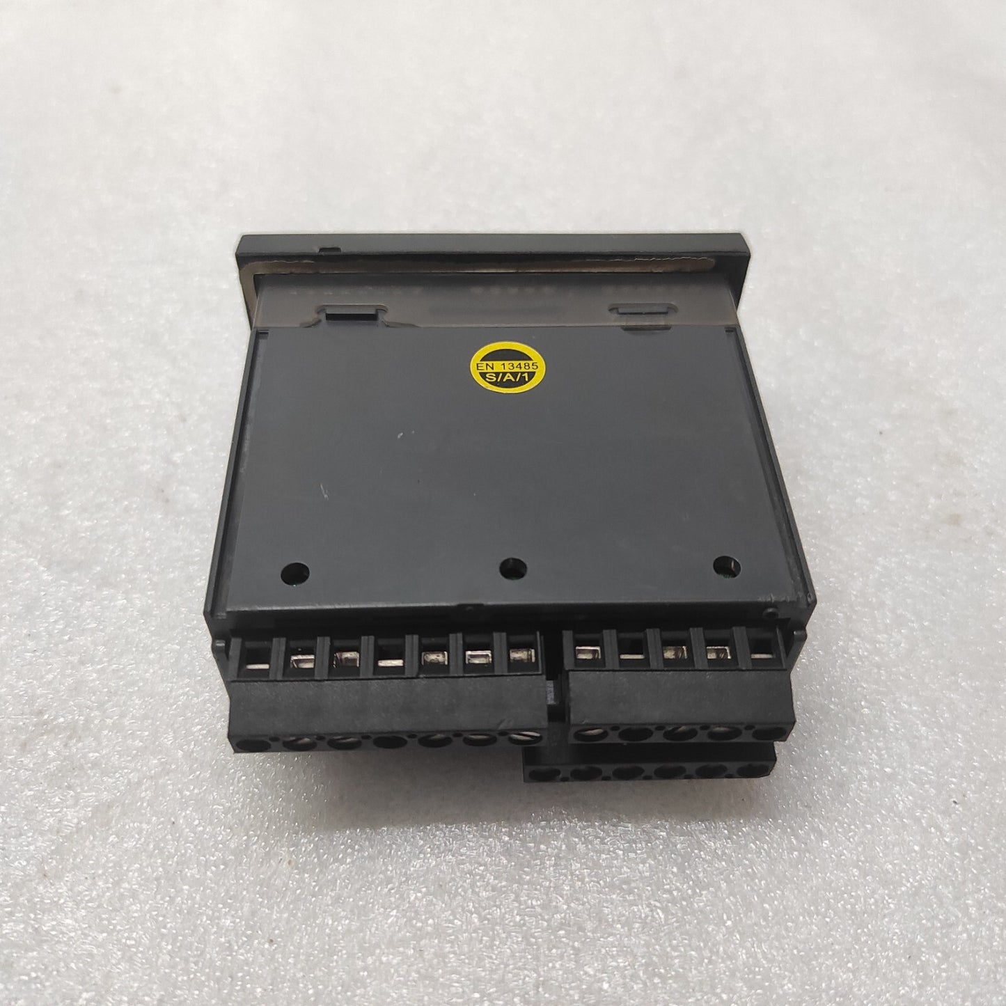 CAREL IC33C0LB00 ELECTRONIC CONTROLLER