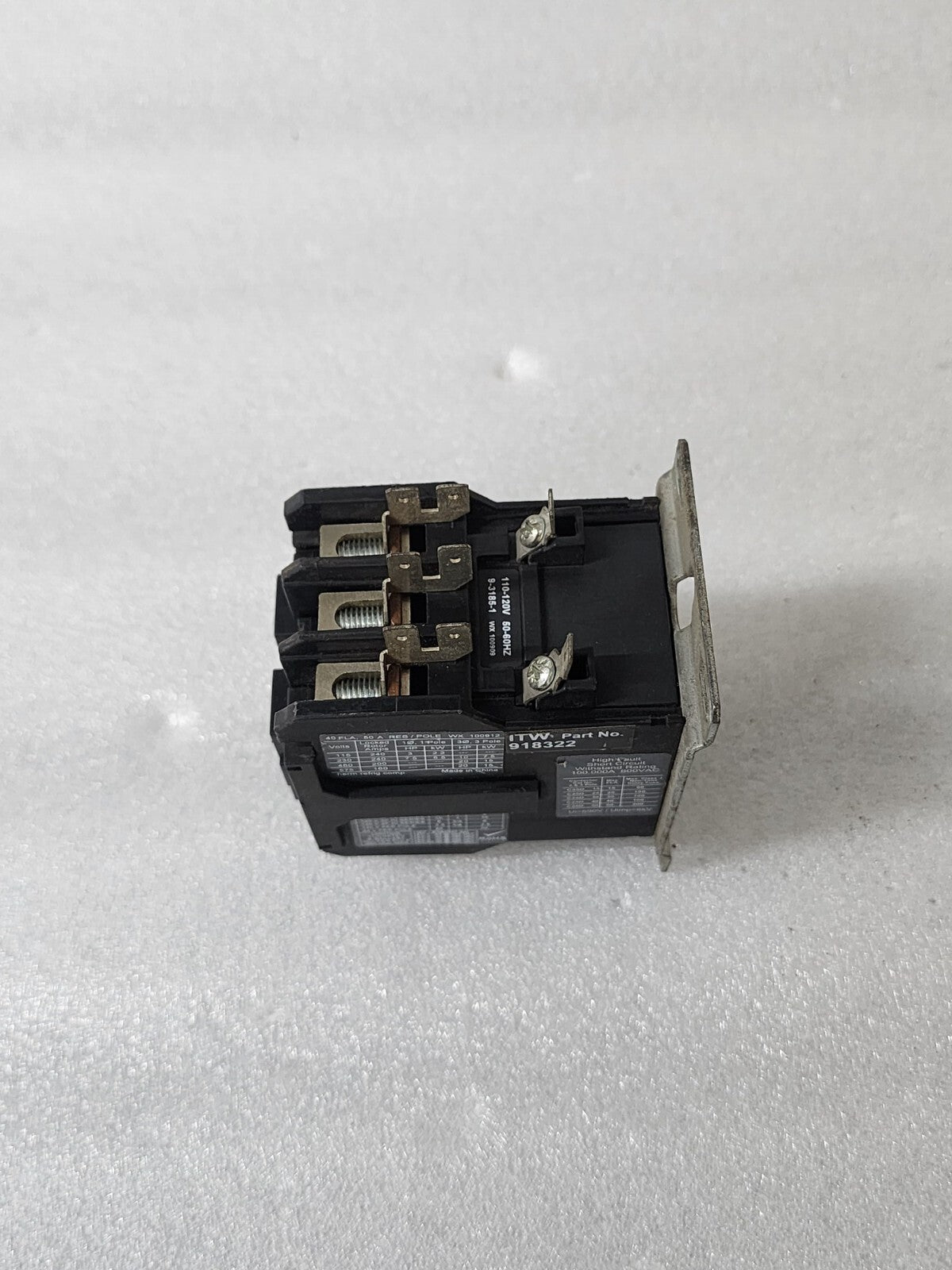 EATON C25DNY164A 3-POLE MAGNETIC CONTACTOR 40A COIL VOLTAGE  110-120V