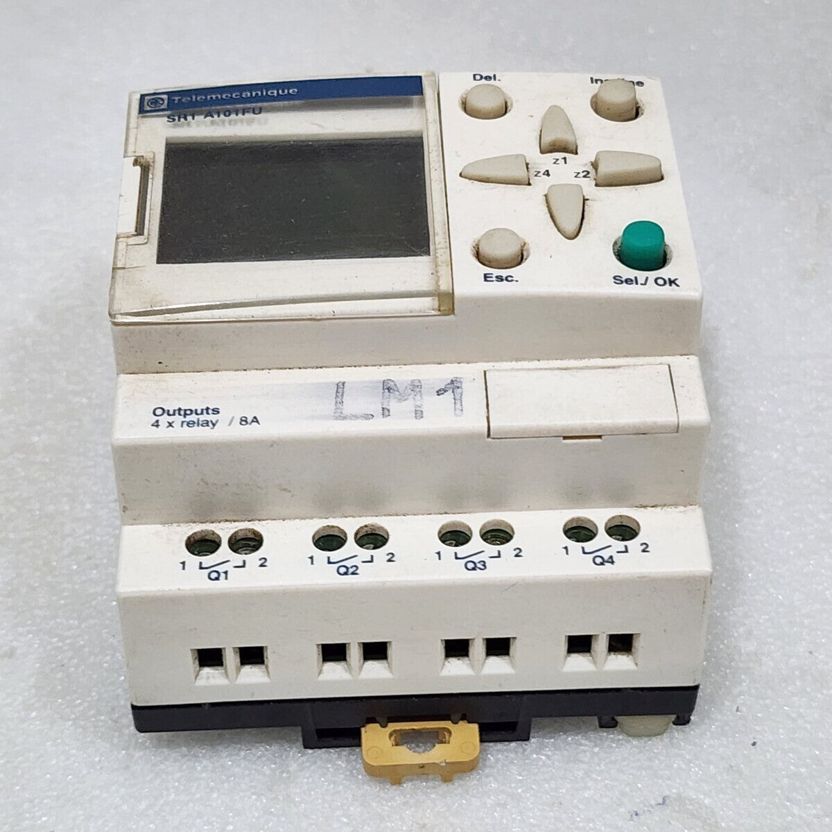 SR1 A101FU SMART RELAY PROTECTION MODULE 100-240VAC DISPLAY BRIGHTNESS IS LOW