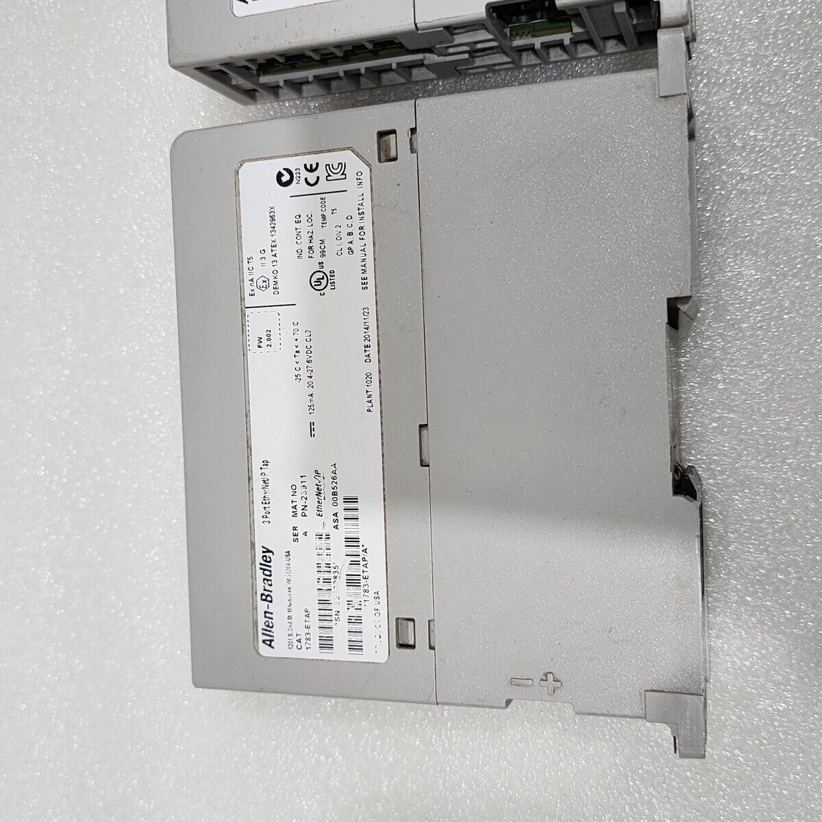 2 X ALLEN BRADLEY CAT 1783-ETAP SWITCH 23911 FOR PARTS NOT WORKING LOT OF 2 PC