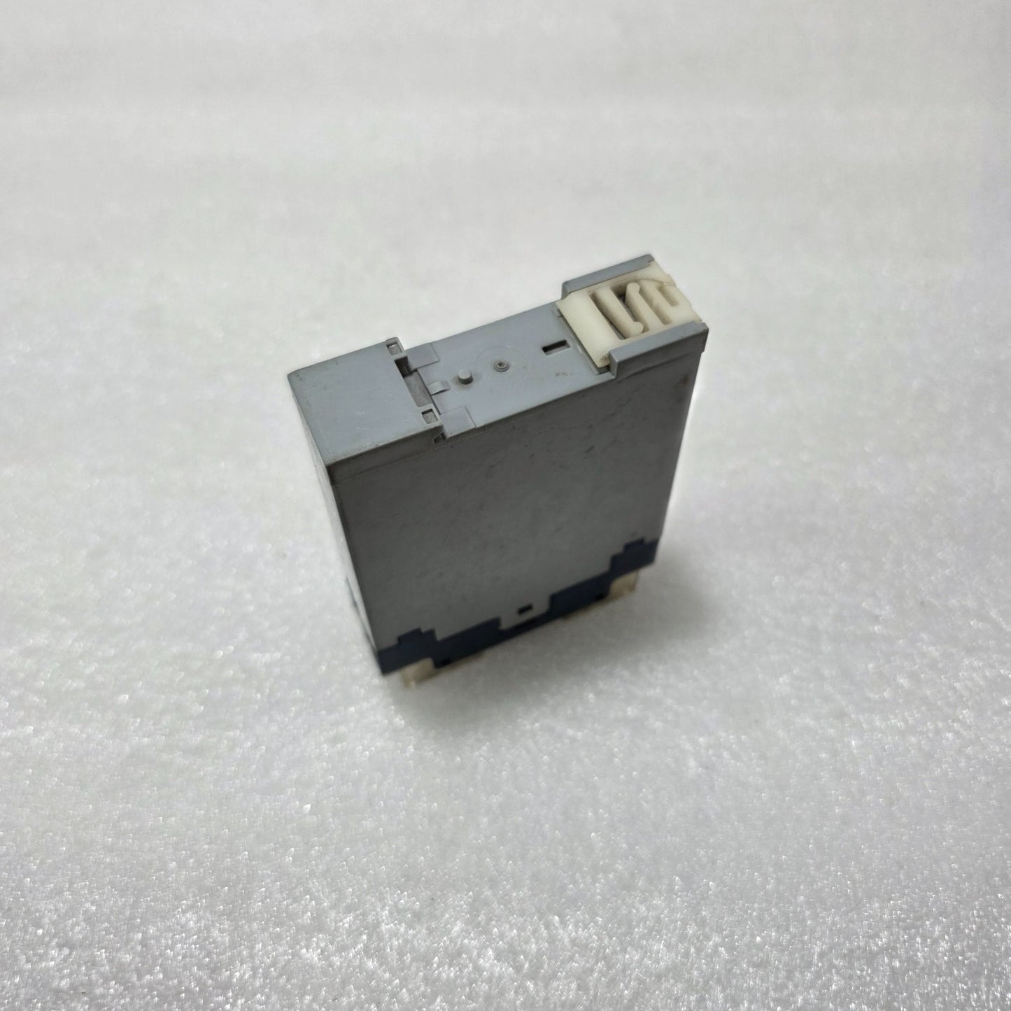 SCHLEICHER KZT12-S (C) TIMER RELAY 06008438 613 018 220-240VAC