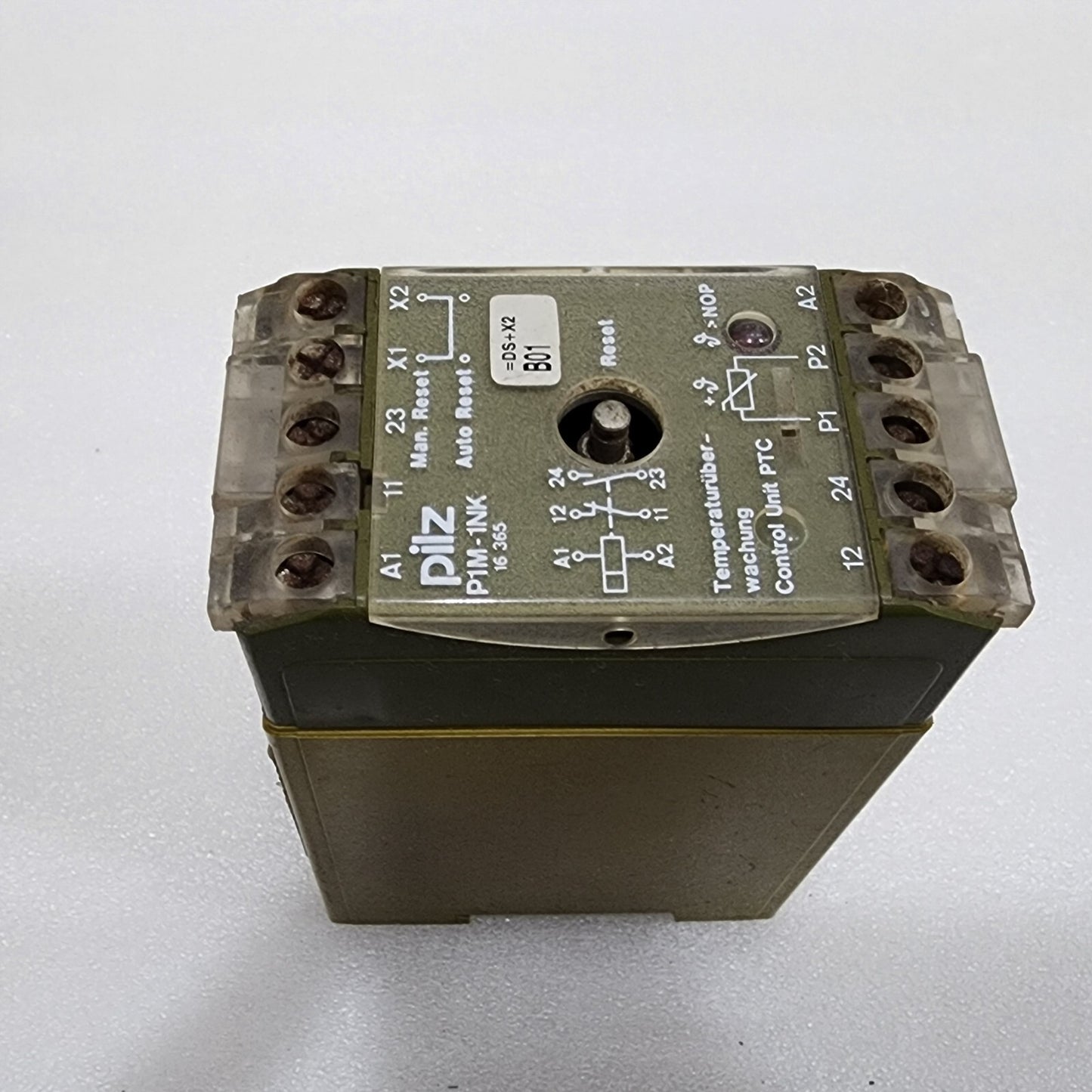 PILZ P1M-1NK TEMPERATURE CONTROLLER 479115 24VAC-DC