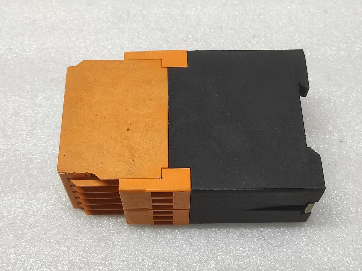 IFM VS2000EXI CONTROL MONITOR SR2301 24VDC