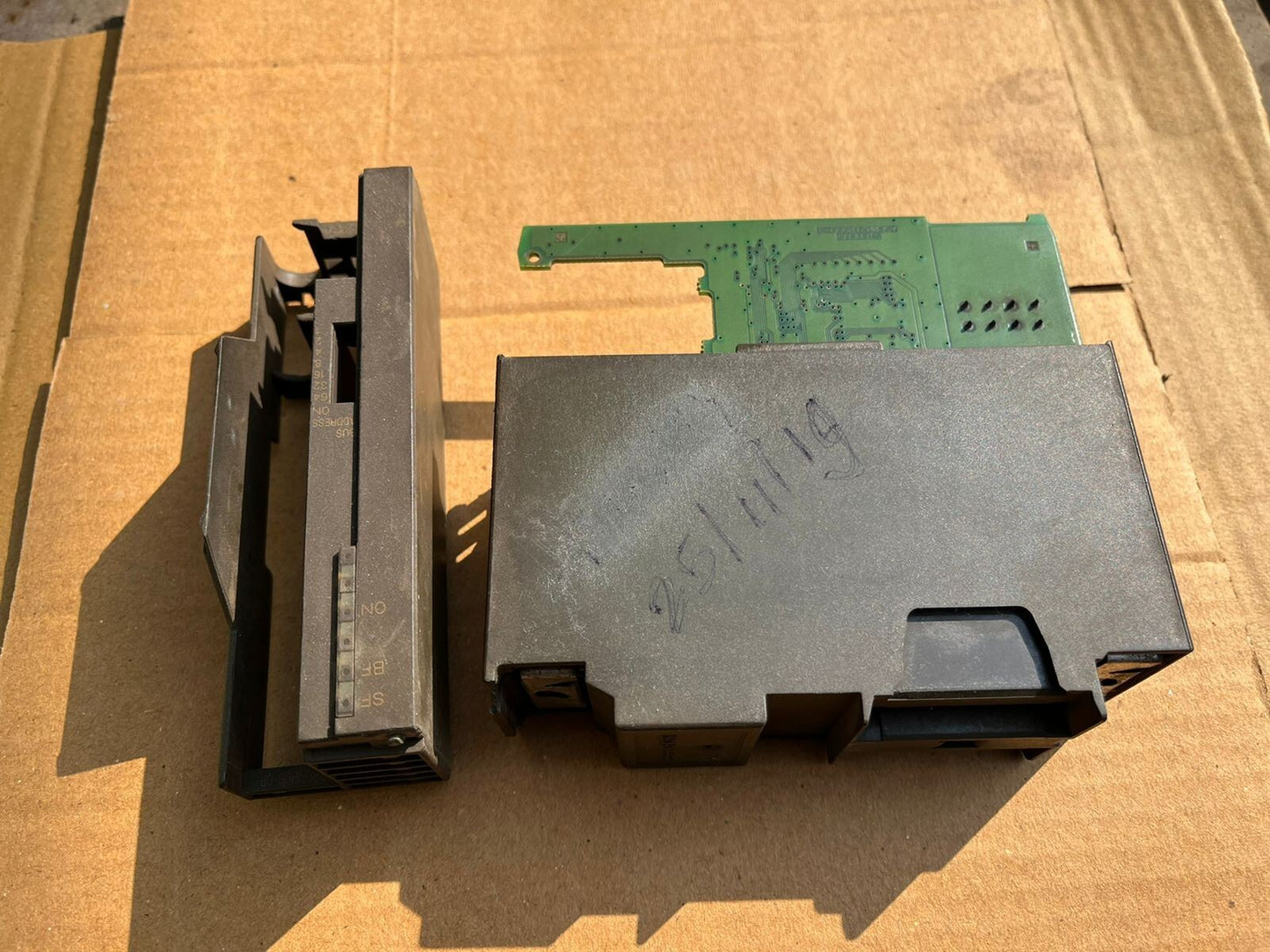 6ES7 153-1AA03-0XB0 NOT TESTED - FOR PARTS - NOT WORKING