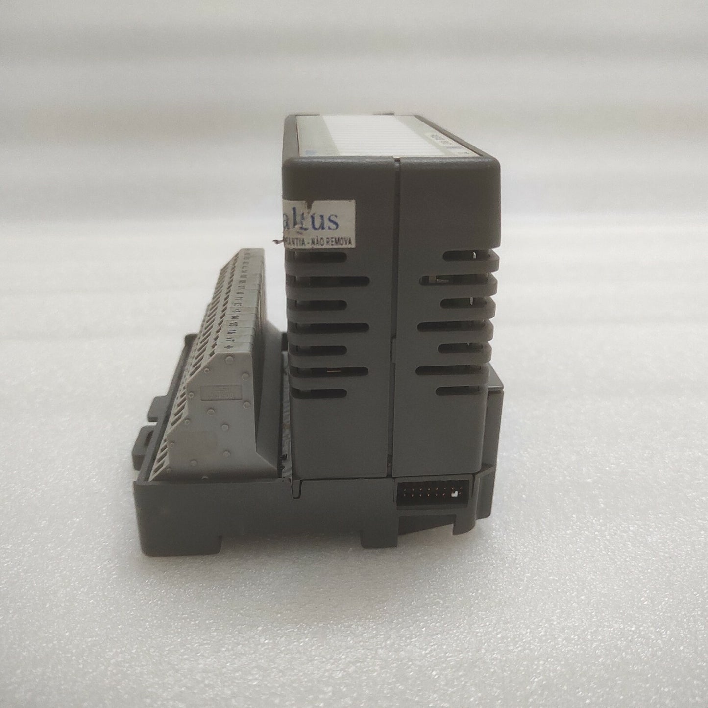 ALTUS PO2132 4-UNIVERSAL AO ISOLATED MODULE 66.009.412-5 PO6000