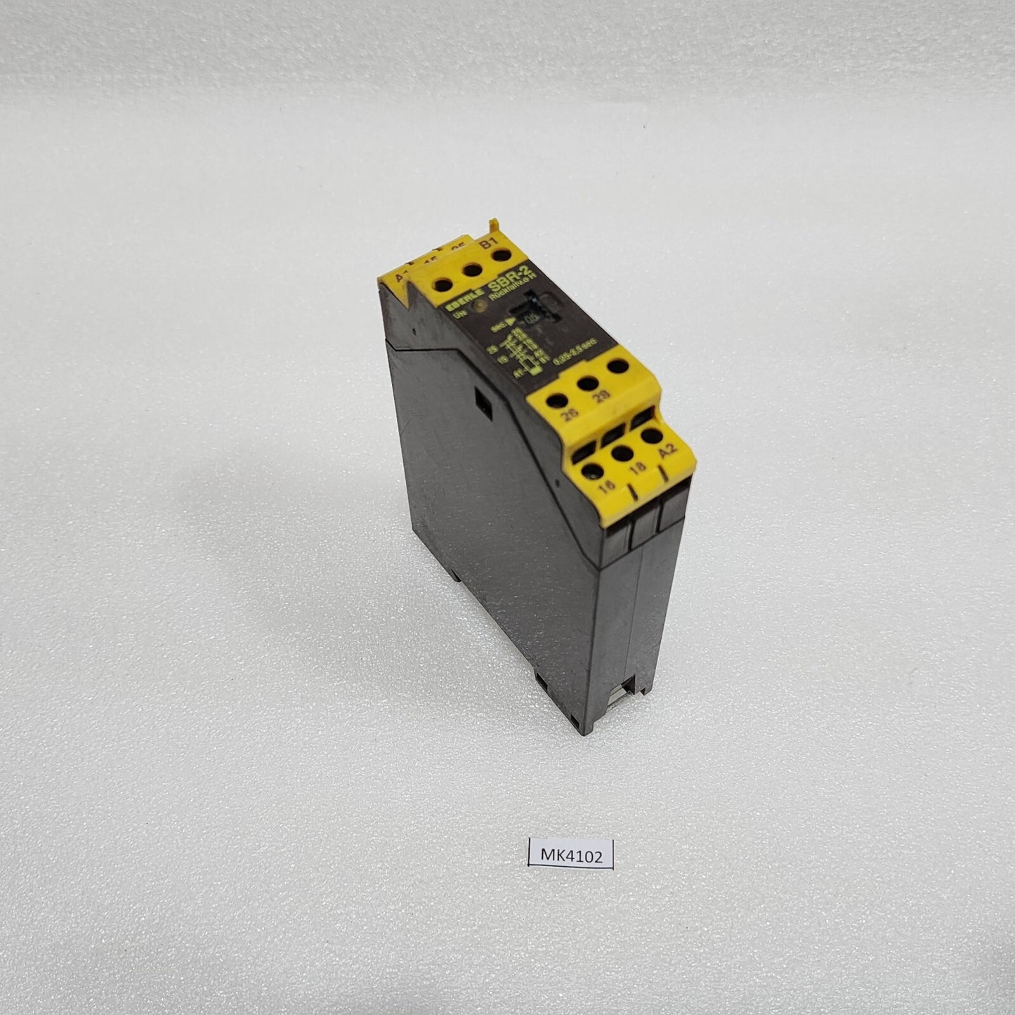 EBERLE SBR-2 TIMER RELAY 054521143599 230VAC/24VAC-DC 0.25S-2.5S