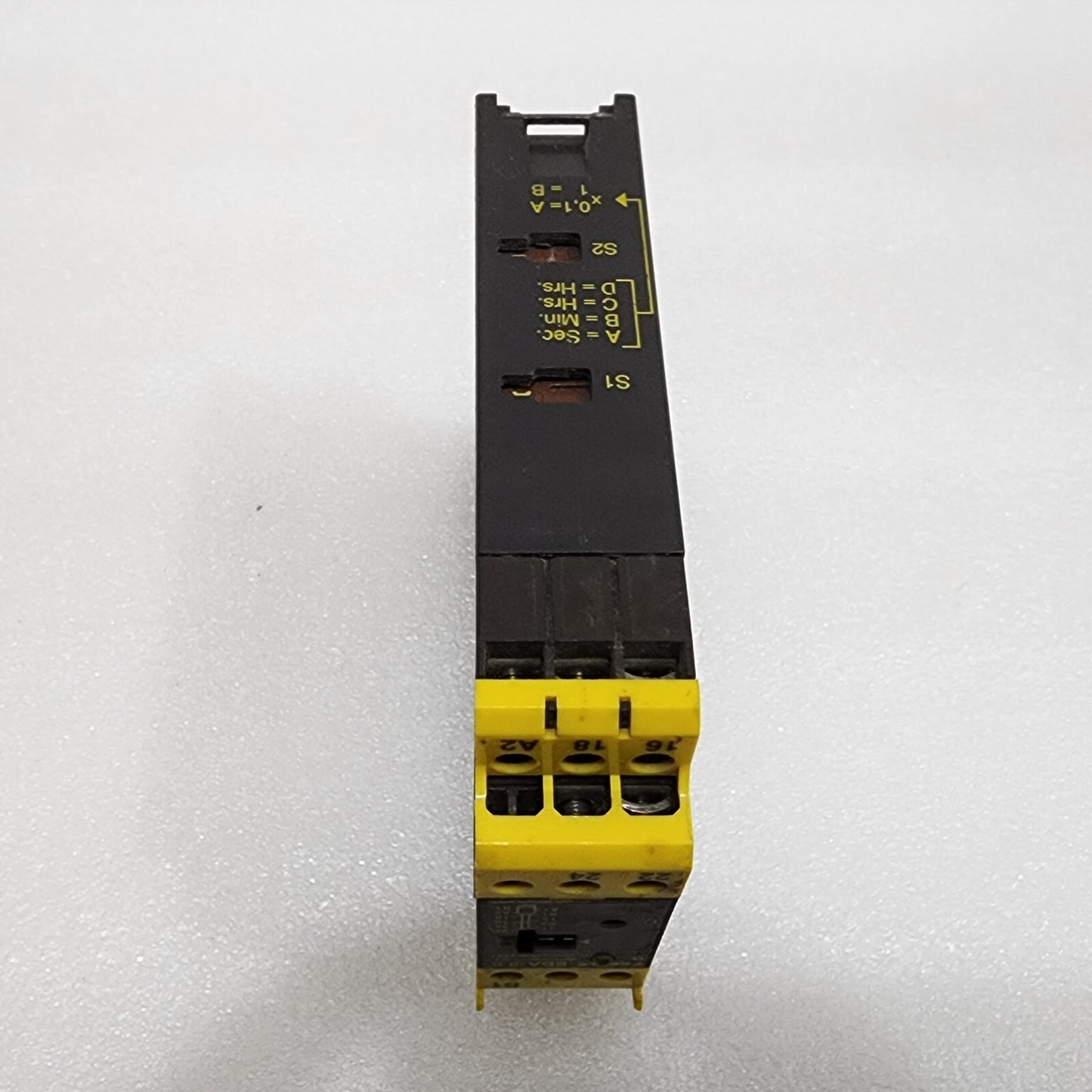 EBERLE SBA-2S TIMER RELAY 0545 13 147 799 230VAC/24VAC-DC