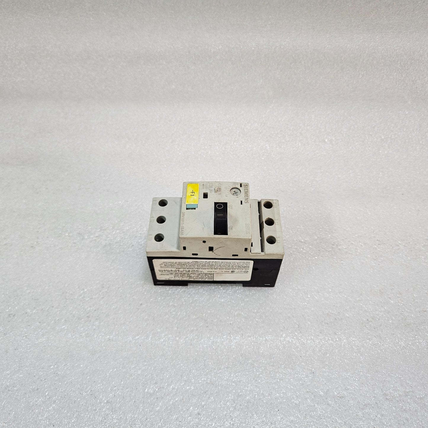SIEMENS SIRIUS 3RV1011-1BA10 MOTOR PROTECTION CIRCUIT BREAKER MPCB 1.4–2A CLASS