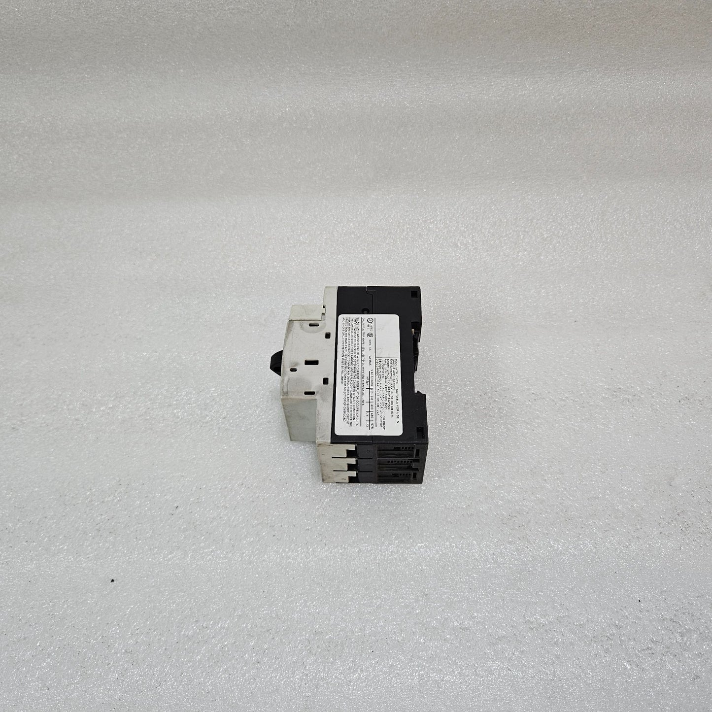 SIEMENS SIRIUS 3RV1011-0FA10 MOTOR PROTECTION CIRCUIT BREAKER MPCB 0.35–0.50A CL