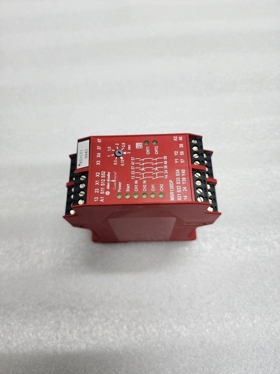 ALLEN BRADLEY MSR138DP GUARD MASTER CAT 440R-M23143 SAFETY RELAY