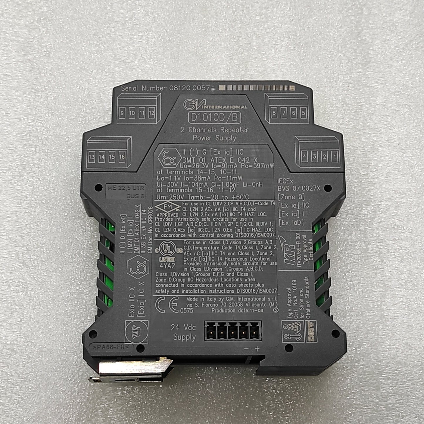 GM INTERNATIONAL D1010D/B 2-CHANNEL REPEATER POWER SUPPLY 24VDC D1010D