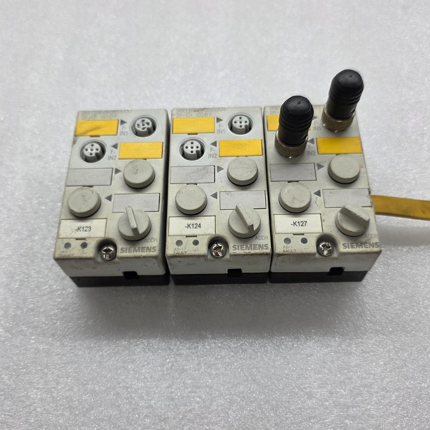 SIEMENS 3RK1205-0BQ00-0AA3 SAFETY MODULE LOT OF 3 UNIT