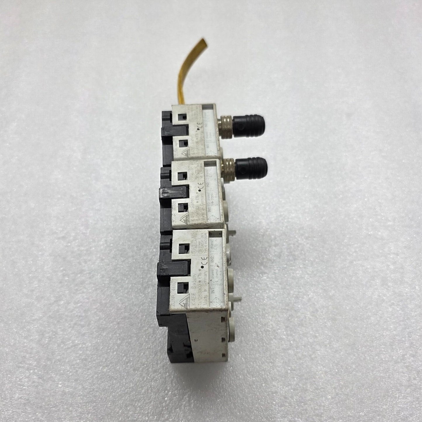 SIEMENS 3RK1205-0BQ00-0AA3 SAFETY MODULE LOT OF 3 UNIT