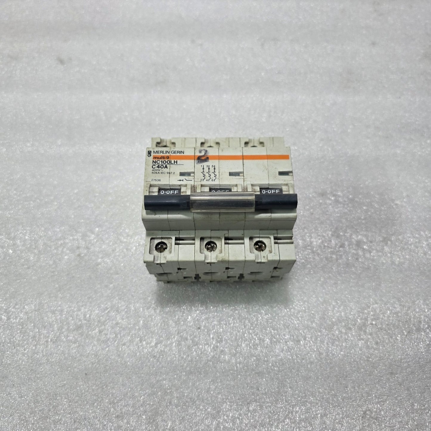 MERLIN GERIN MULTI9 NC100LH C40A 3 POLE MCB 400V 50KA INDUSTRIAL CIRCUIT BREAKER