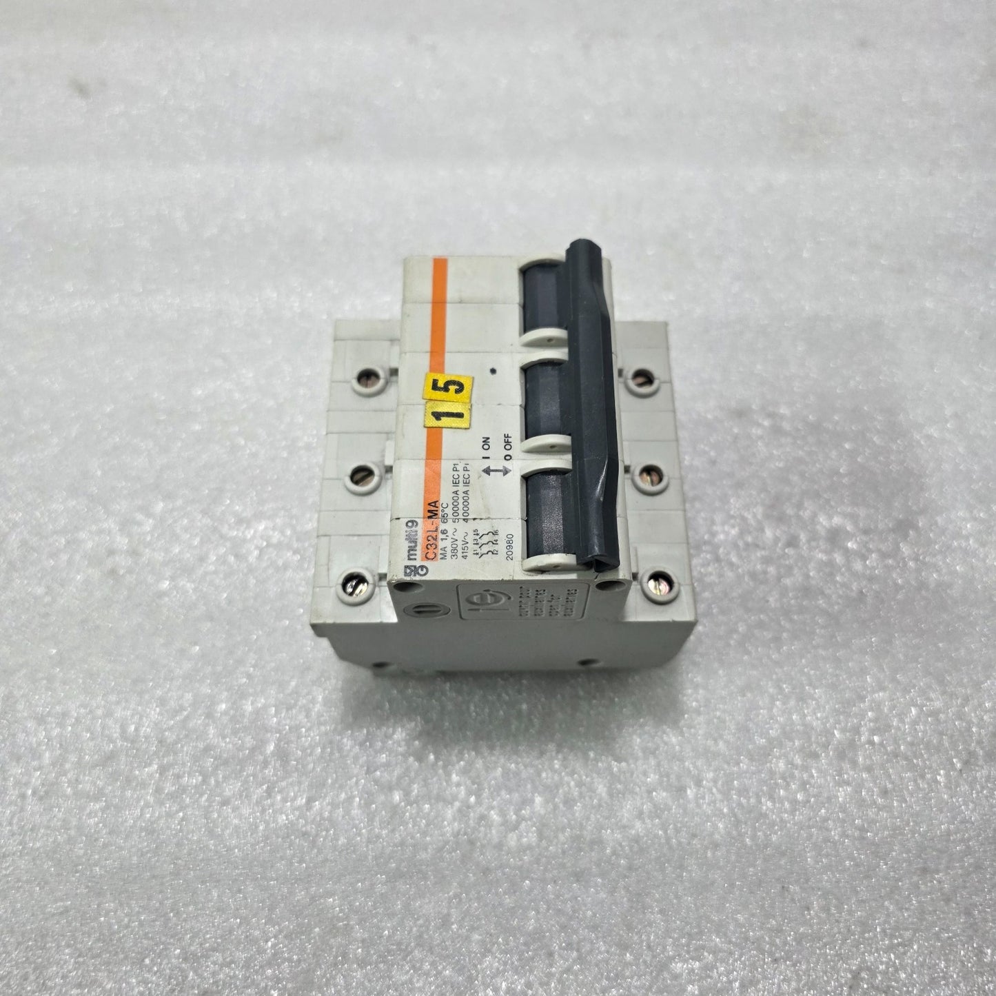 MERLIN GERIN MULTI9 C32L-MA 1.6A 3 POLE MCB 380V MOTOR PROTECTION CIRCUIT BREAKE