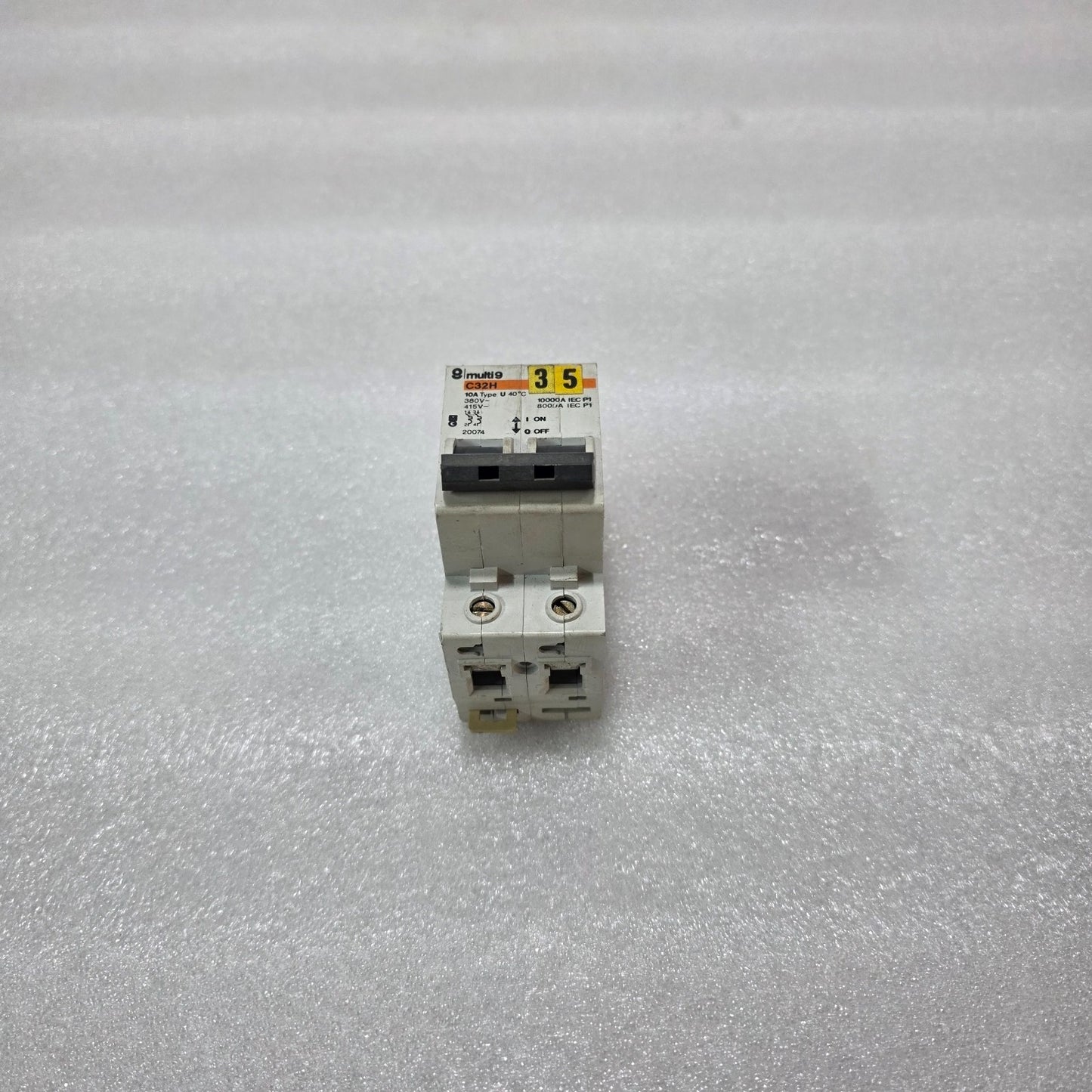 MERLIN GERIN MULTI9 C32H 10A 2P MCB 380V/415V 10KA DOUBLE POLE CIRCUIT BREAKER